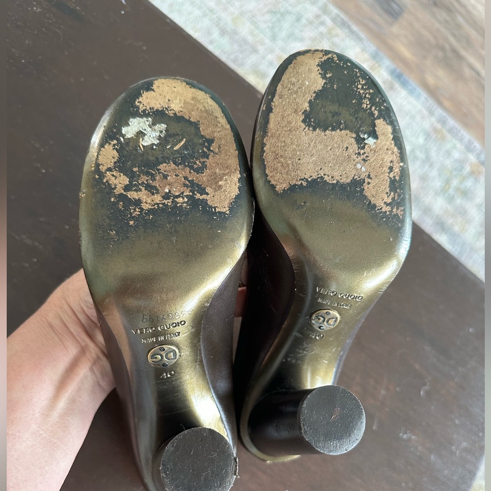 **** Dolce & Gabbana Size 40 VTG Brown Leather Heels - Picture 8 of 10